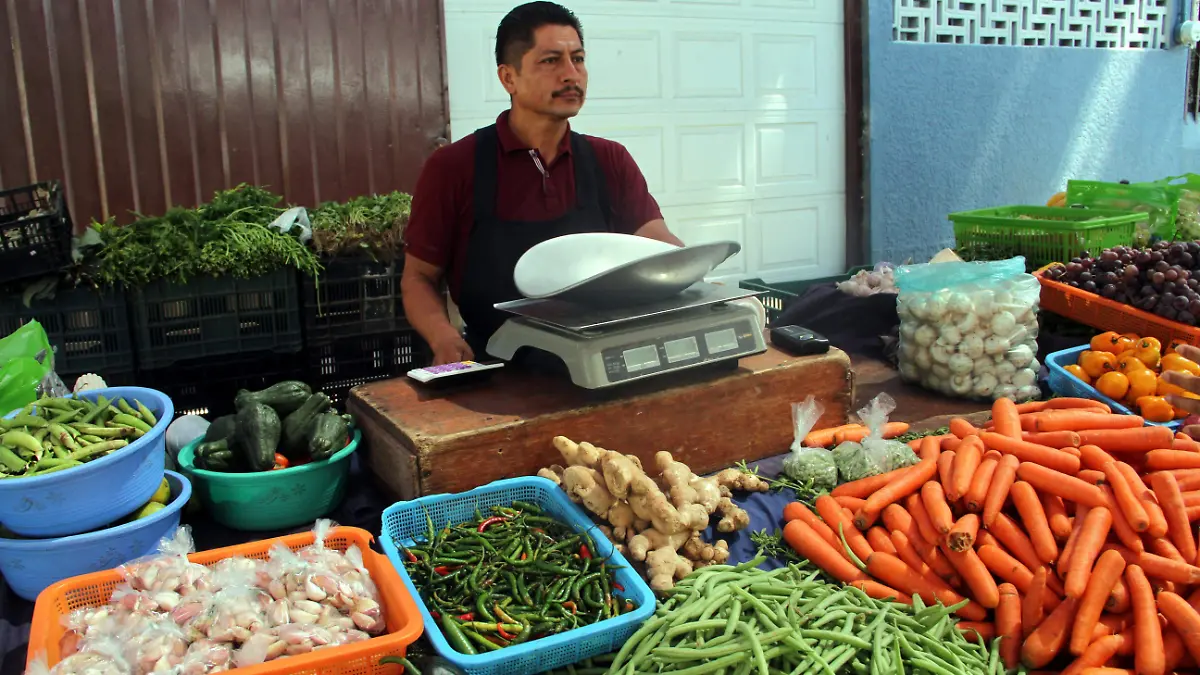 JE08082023308Tianguis-Ignacio de la LLave- Silvino Juan Hernandez (2)